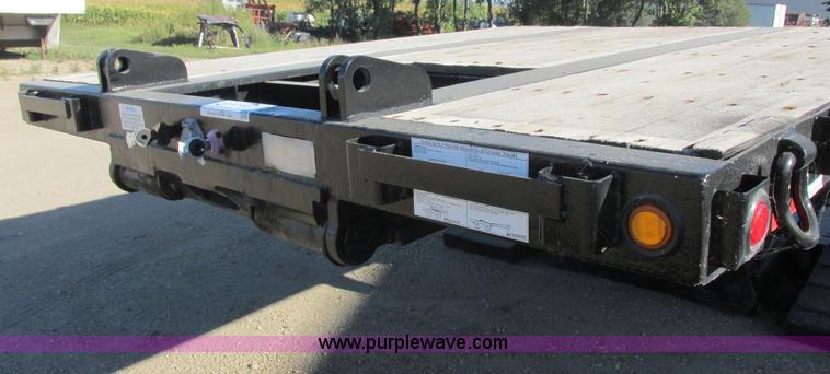 image for item I6130 2007 XL Specialized XL80 lowboy trailer