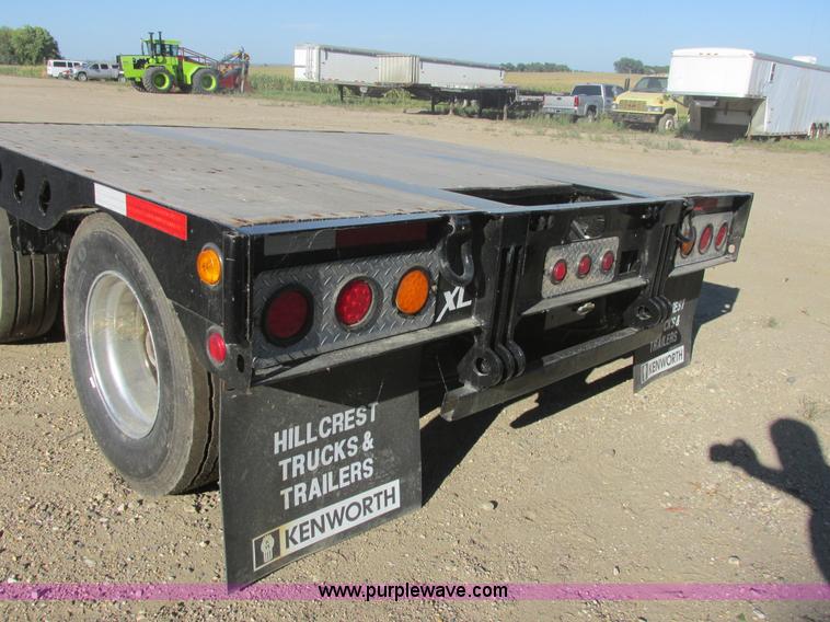 image for item I6130 2007 XL Specialized XL80 lowboy trailer