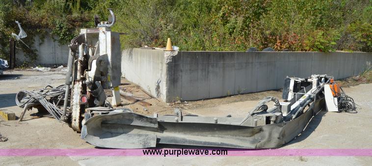 image for item I6479 Theam auxiliary concrete conveyor