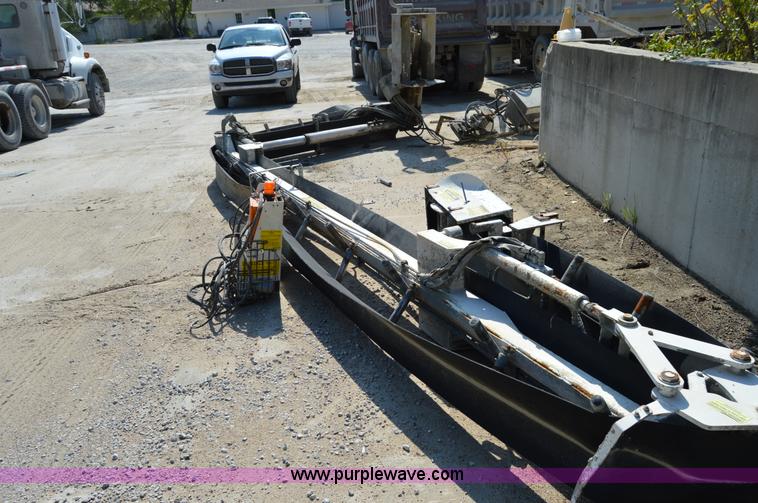 image for item I6479 Theam auxiliary concrete conveyor