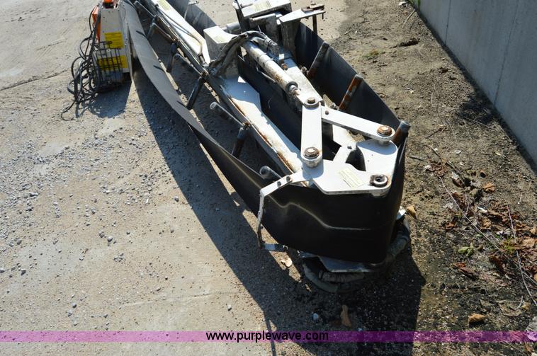 image for item I6479 Theam auxiliary concrete conveyor