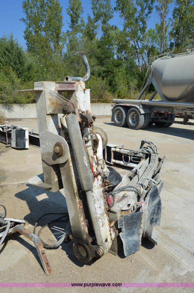 image for item I6479 Theam auxiliary concrete conveyor