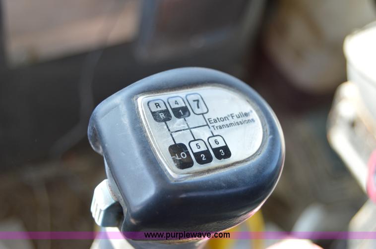 image for item I6481 1995 Ford LT9000 mixer truck