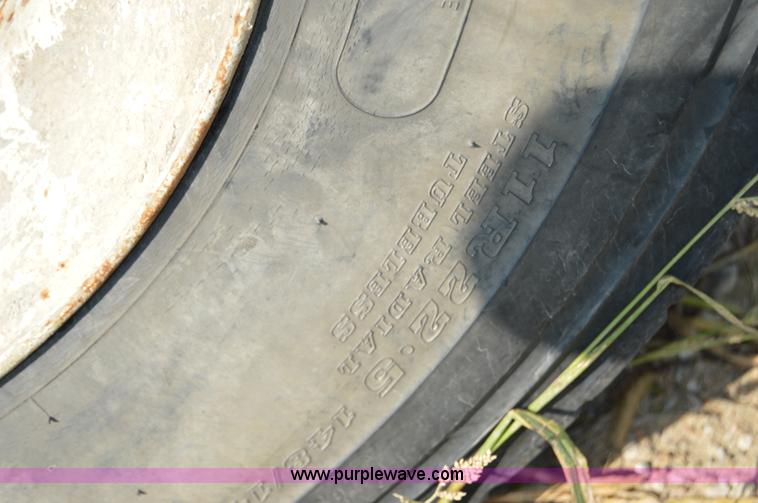 image for item I6482 1995 Ford LT9000 mixer truck