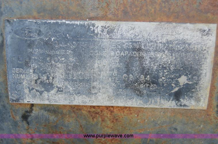 image for item I6482 1995 Ford LT9000 mixer truck