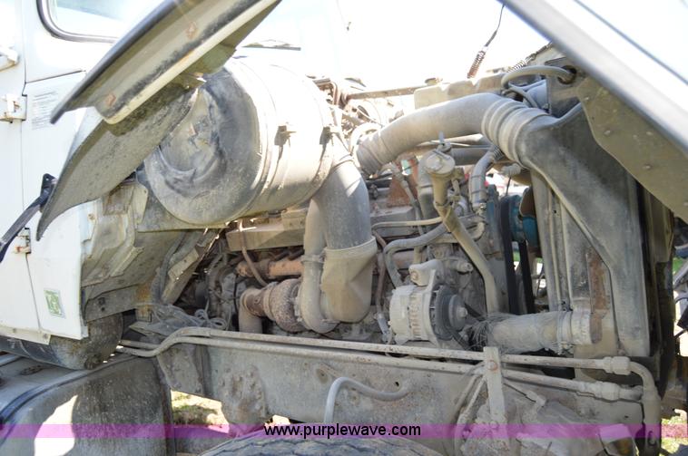 image for item I6484 1994 Ford LT9000 mixer truck