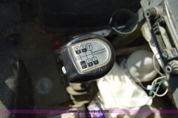 image for item I6484 1994 Ford LT9000 mixer truck