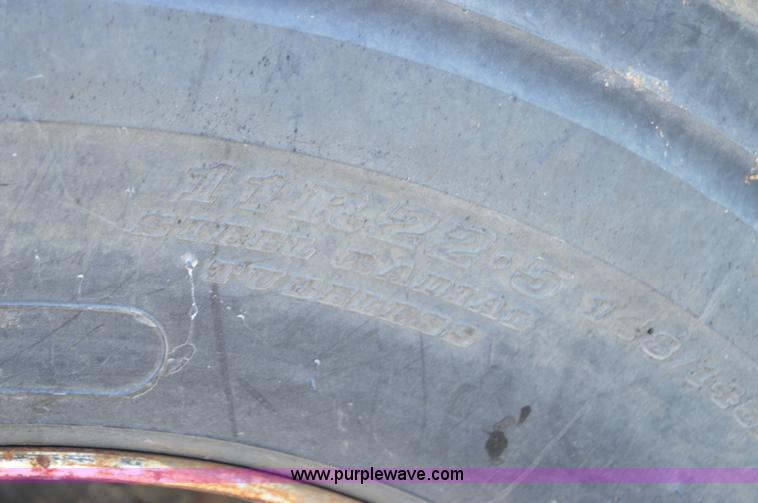 image for item I6485 1994 International 1840 mixer truck