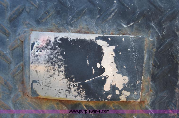 image for item I6486 1987 Mack DM685S mixer truck