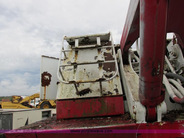 image for item I8913 Link Belt LS-5800 excavator