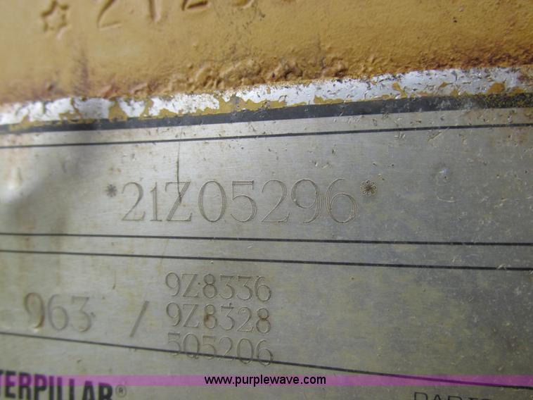 image for item I8920 1994 Caterpillar 963 track loader