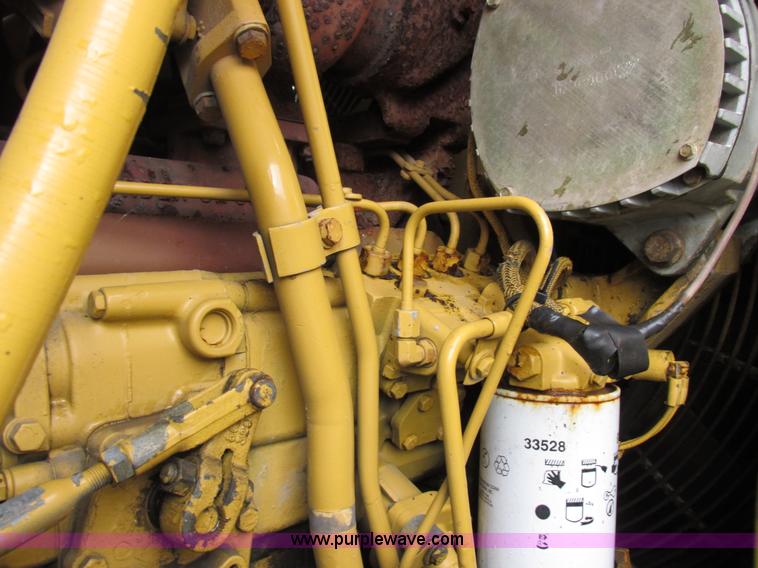 image for item I8920 1994 Caterpillar 963 track loader