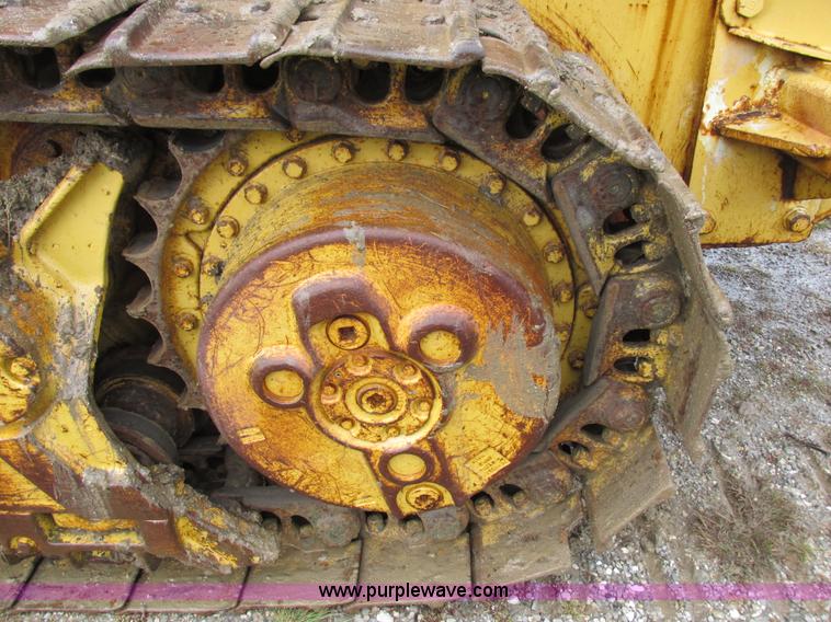 image for item I8920 1994 Caterpillar 963 track loader