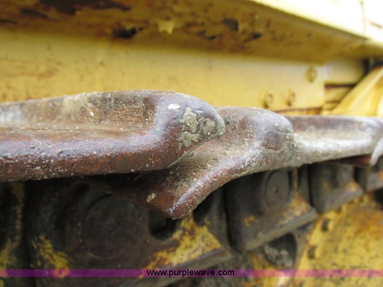 image for item I8920 1994 Caterpillar 963 track loader