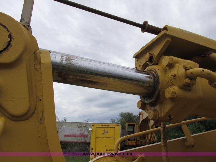 image for item I8920 1994 Caterpillar 963 track loader