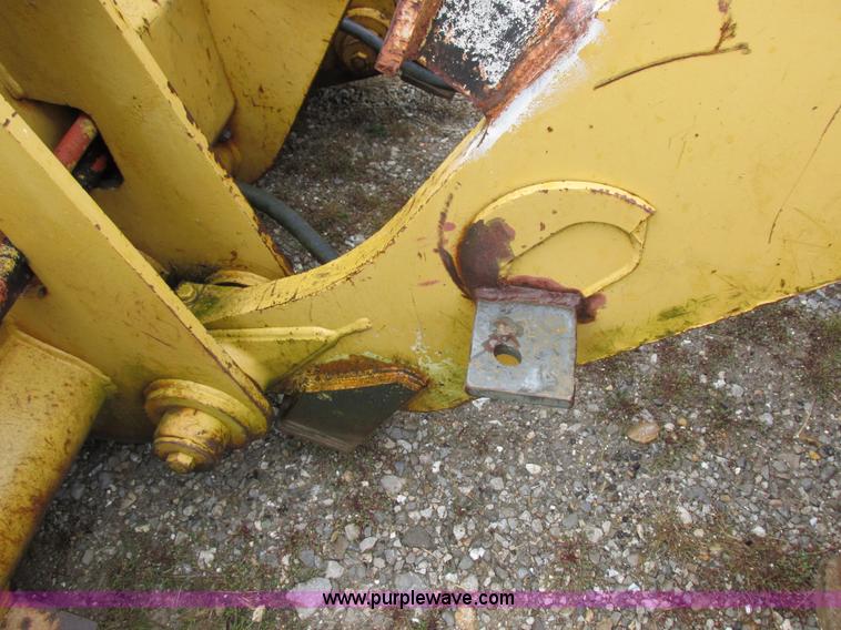 image for item I8920 1994 Caterpillar 963 track loader