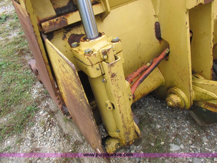 image for item I8920 1994 Caterpillar 963 track loader