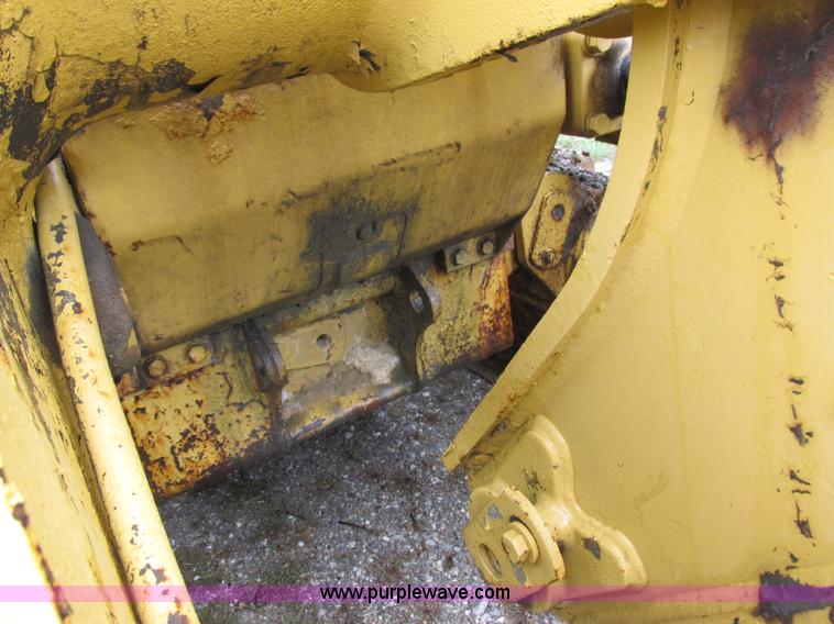 image for item I8920 1994 Caterpillar 963 track loader