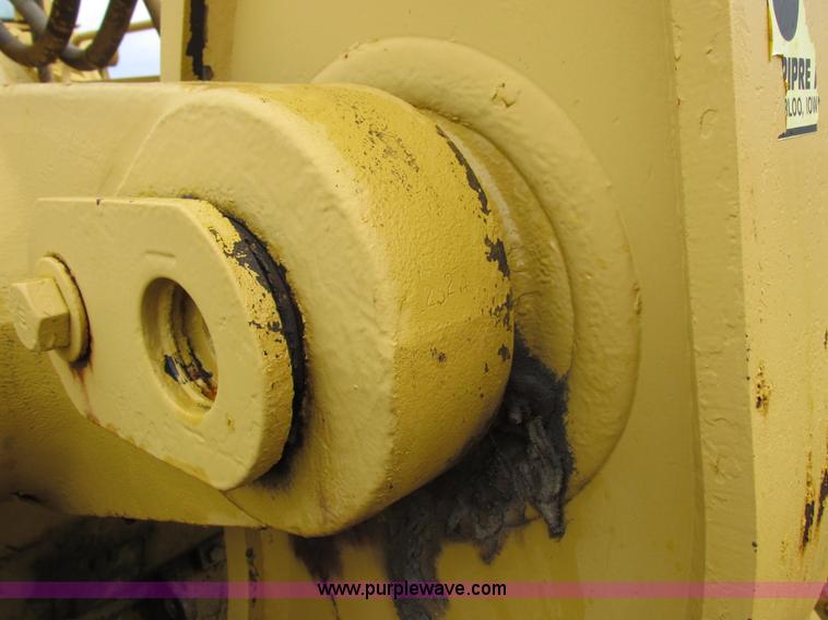 image for item I8920 1994 Caterpillar 963 track loader