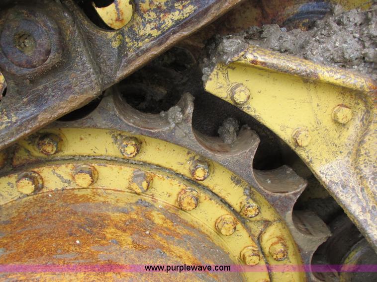 image for item I8920 1994 Caterpillar 963 track loader
