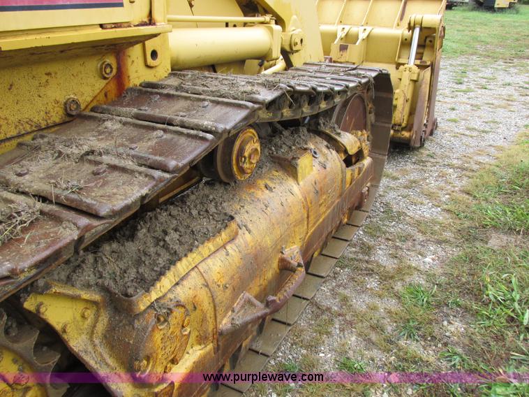 image for item I8920 1994 Caterpillar 963 track loader