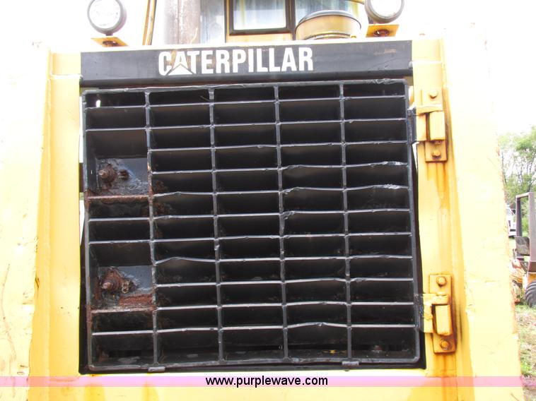 image for item I8920 1994 Caterpillar 963 track loader