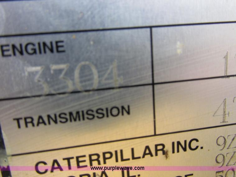 image for item I8920 1994 Caterpillar 963 track loader