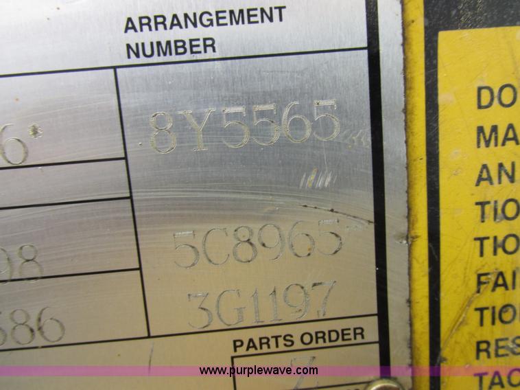 image for item I8920 1994 Caterpillar 963 track loader