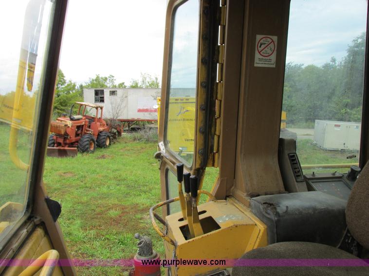 image for item I8920 1994 Caterpillar 963 track loader