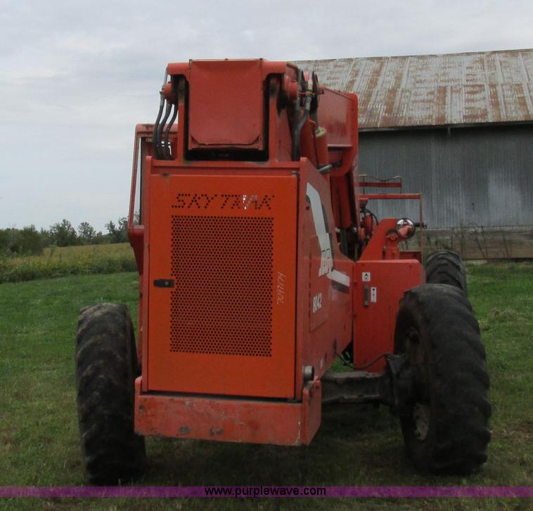 image for item I8942 2000 SkyTrak 8042 telehandler