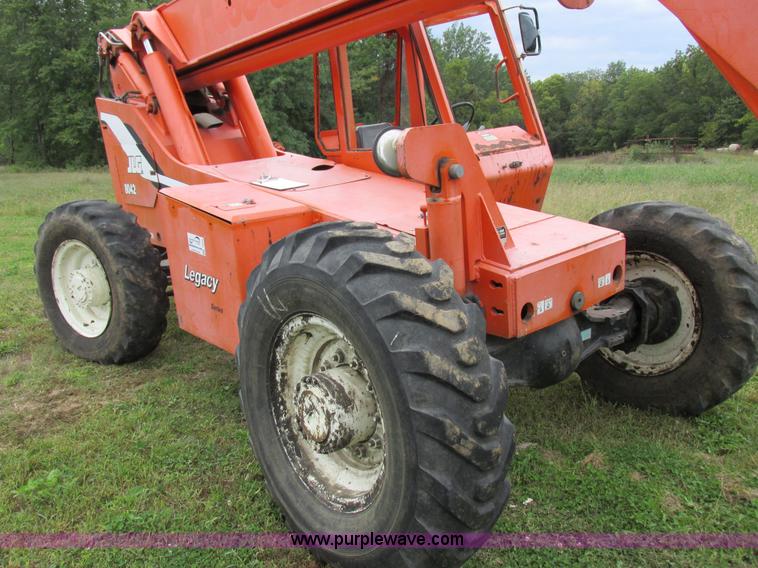 image for item I8942 2000 SkyTrak 8042 telehandler