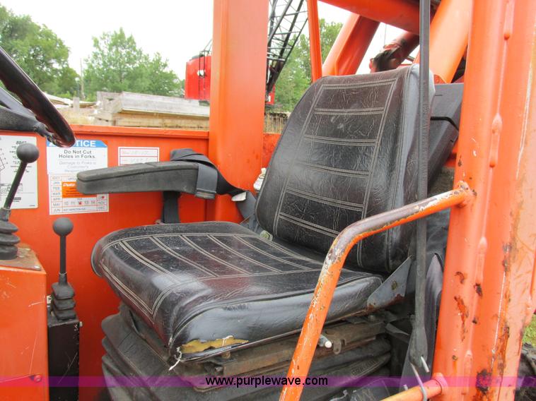 image for item I8942 2000 SkyTrak 8042 telehandler