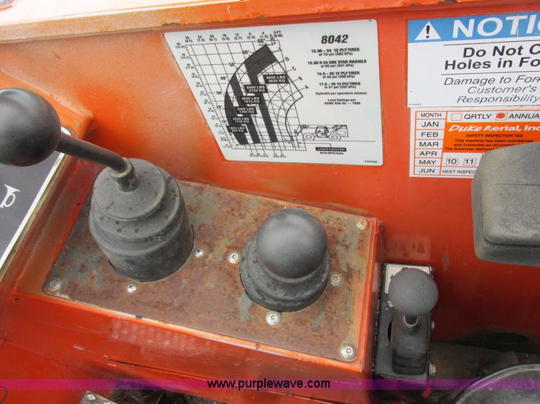 image for item I8942 2000 SkyTrak 8042 telehandler