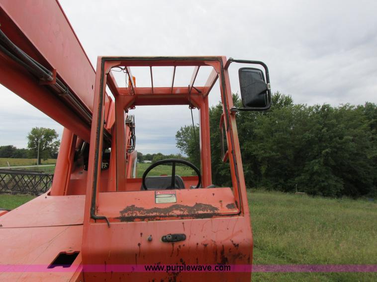 image for item I8942 2000 SkyTrak 8042 telehandler