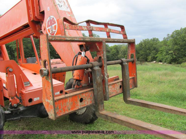 image for item I8942 2000 SkyTrak 8042 telehandler