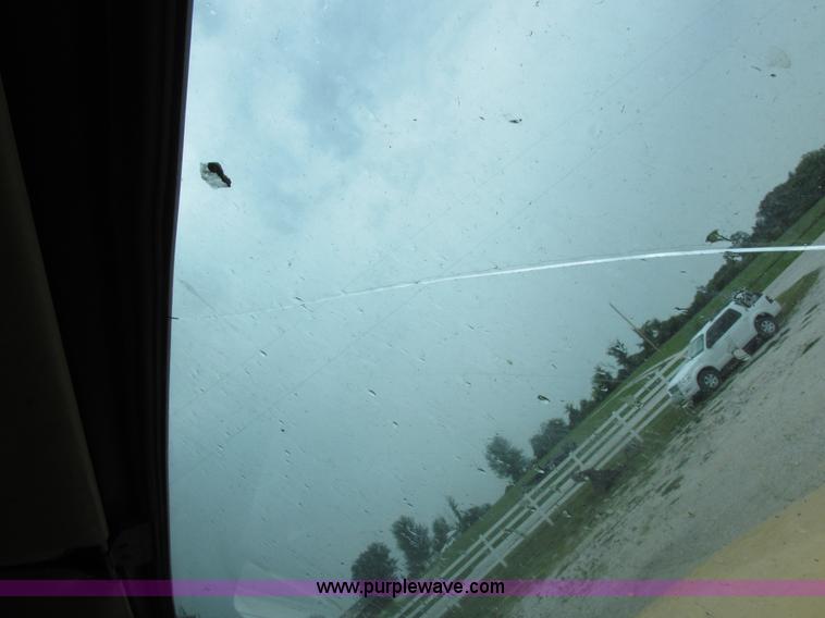 image for item I8977 1992 International 4900 dump truck