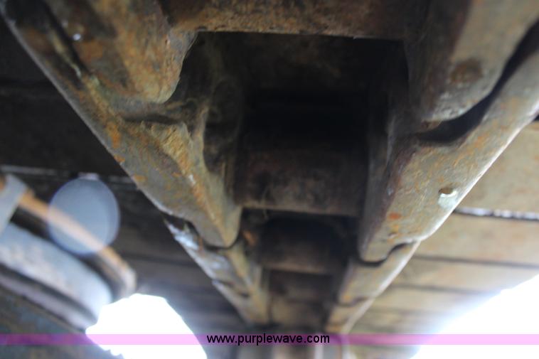 image for item J1204 1983 Caterpillar 225 excavator