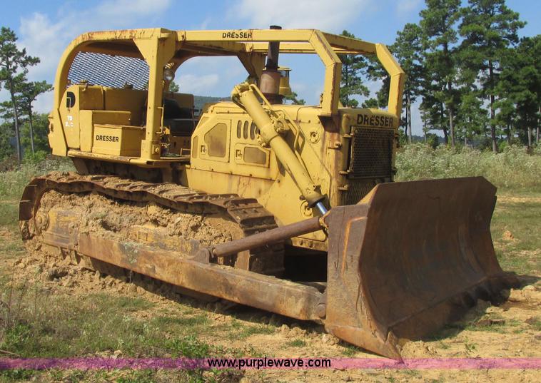 image for item J2406 1972 Dresser TD-25C dozer