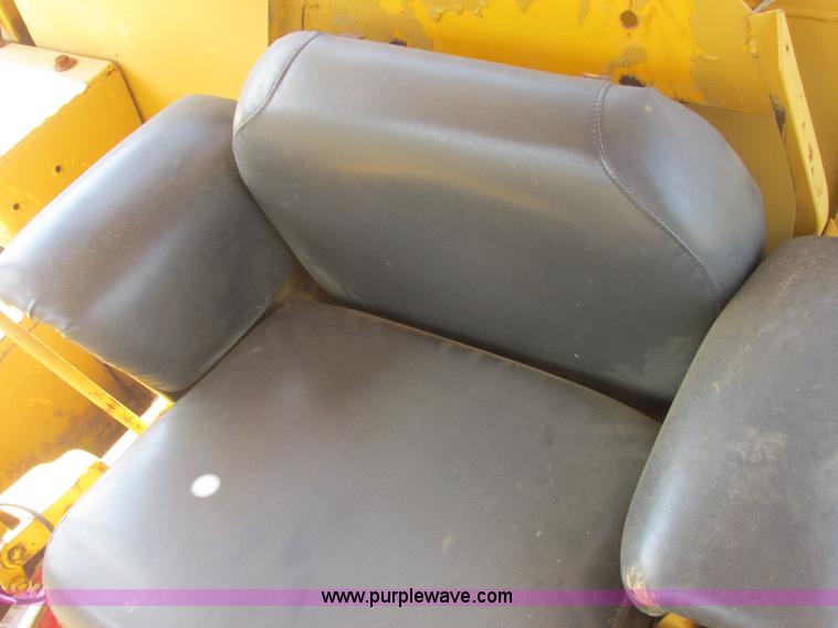 image for item J2406 1972 Dresser TD-25C dozer