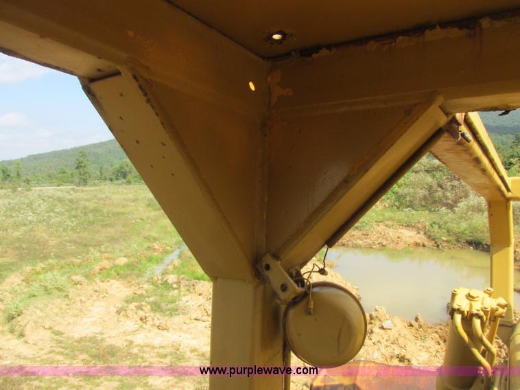 image for item J2406 1972 Dresser TD-25C dozer