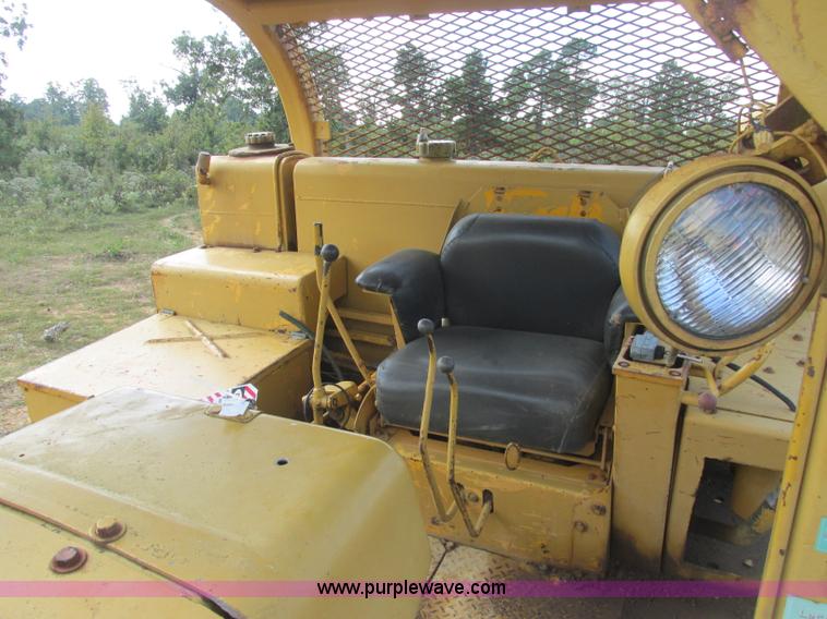 image for item J2406 1972 Dresser TD-25C dozer