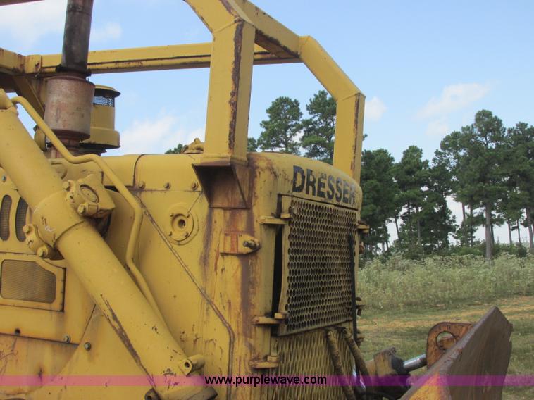 image for item J2406 1972 Dresser TD-25C dozer