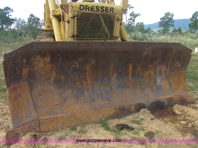 image for item J2406 1972 Dresser TD-25C dozer