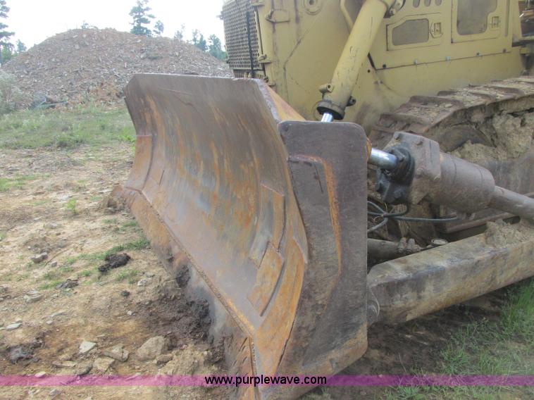 image for item J2406 1972 Dresser TD-25C dozer