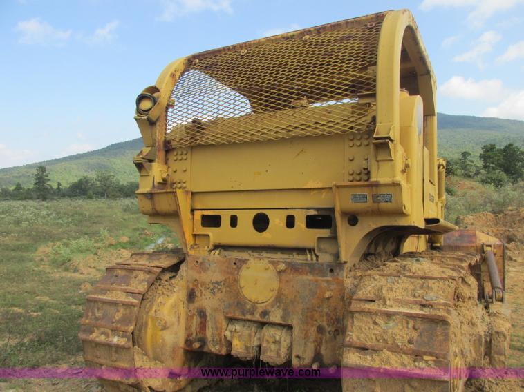 image for item J2406 1972 Dresser TD-25C dozer