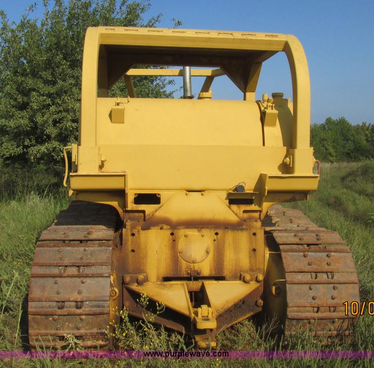 image for item J2407 1975 Dresser TD-25C dozer