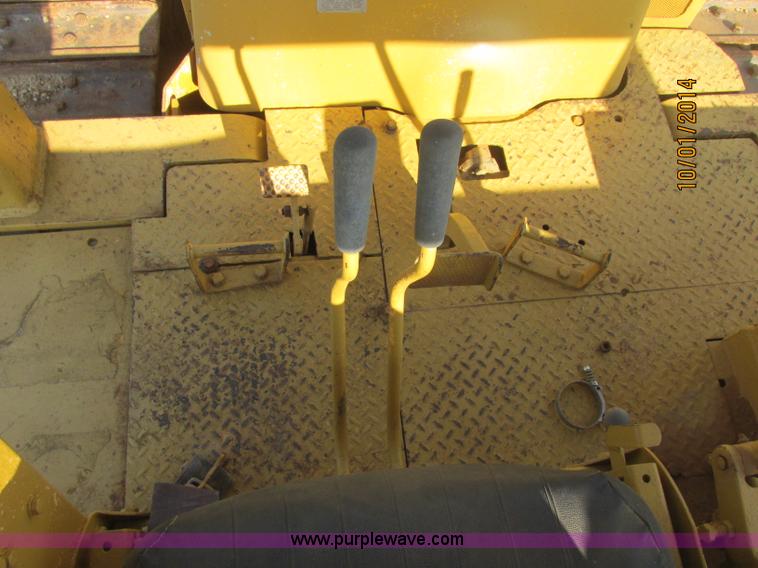 image for item J2407 1975 Dresser TD-25C dozer