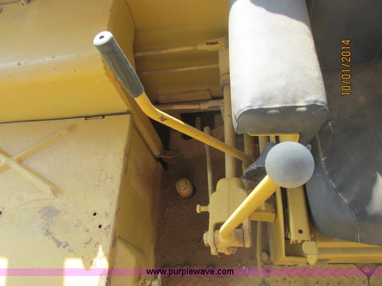 image for item J2407 1975 Dresser TD-25C dozer