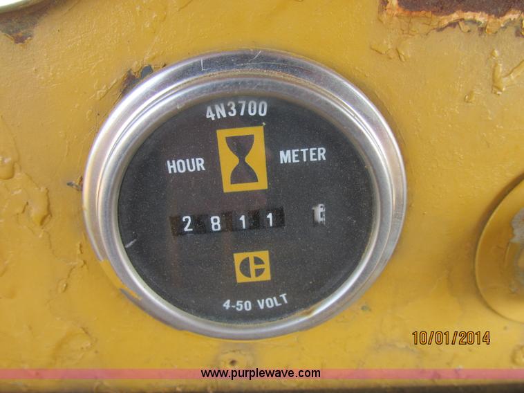 image for item J2407 1975 Dresser TD-25C dozer