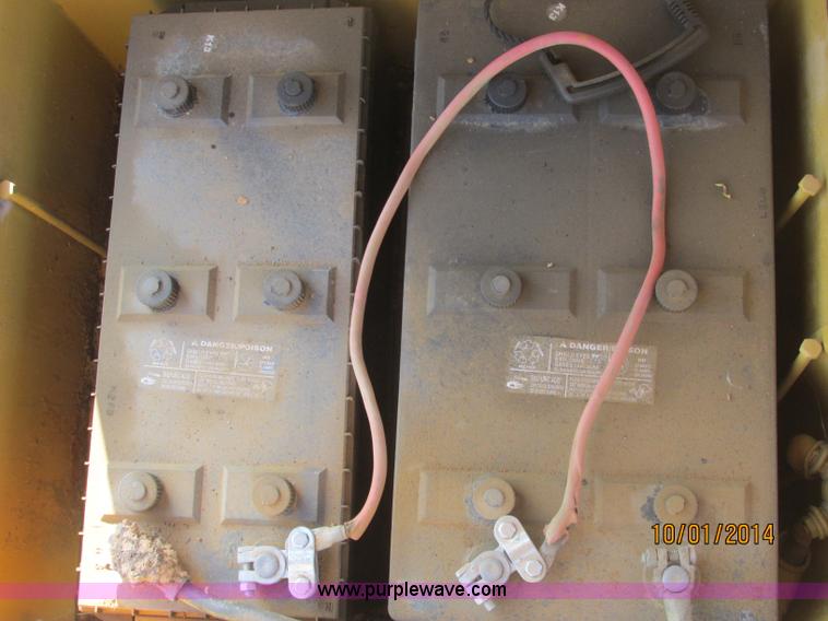 image for item J2407 1975 Dresser TD-25C dozer